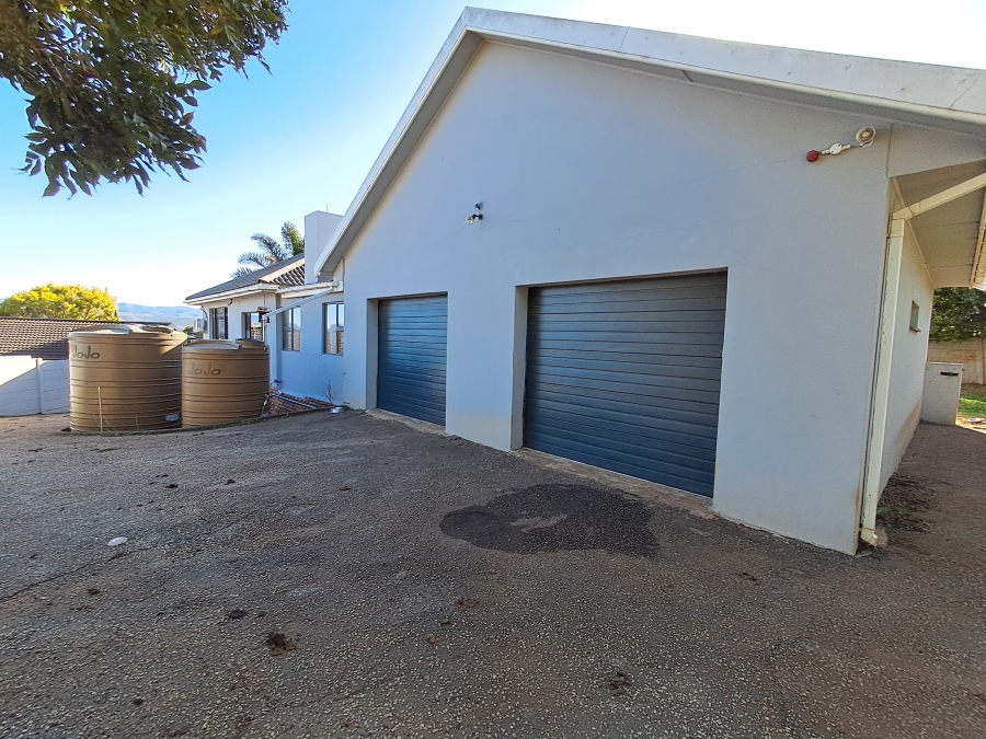 4 Bedroom Property for Sale in Winterhoek Park Eastern Cape